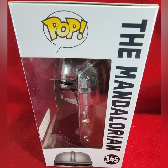 The Mandalorian amazon exclusive funko # 345 (nib) Brand new chrome Mandalorian - Picture 5 of 7